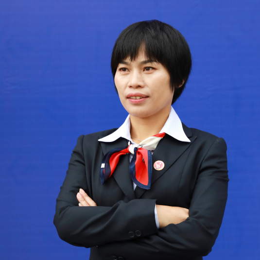 袁灵玲